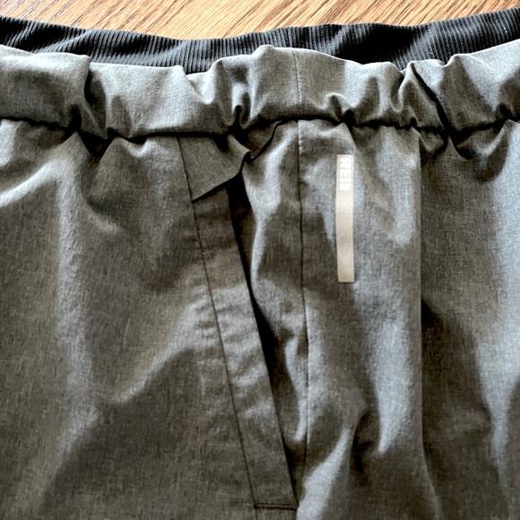 REI Women's Hiking Gray Active Quick Dry Shorts Pockets Liner Running Outdoor - Picture 5 of 10